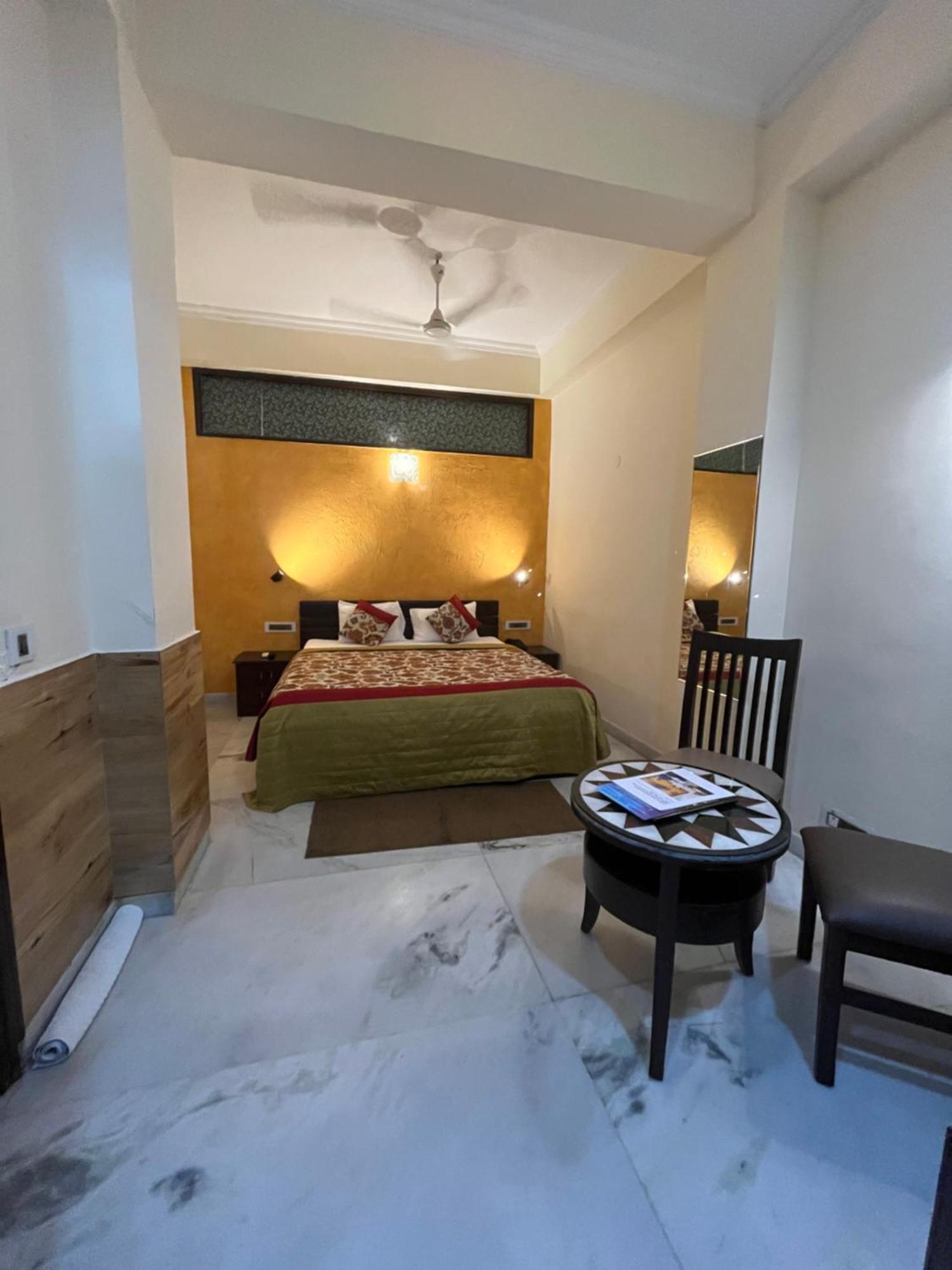 Treehouse Narmade A Riverfront Resort & Spa Narmadapuram Hoshangabad Екстер'єр фото