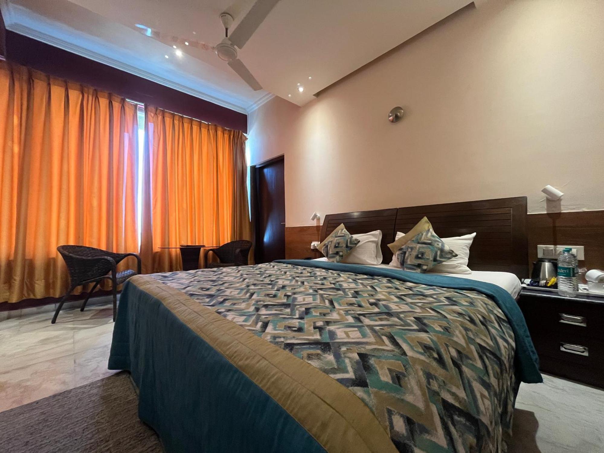 Treehouse Narmade A Riverfront Resort & Spa Narmadapuram Hoshangabad Екстер'єр фото
